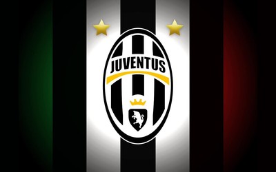 绿茵体育热评-他的跑位鬼魅般灵动